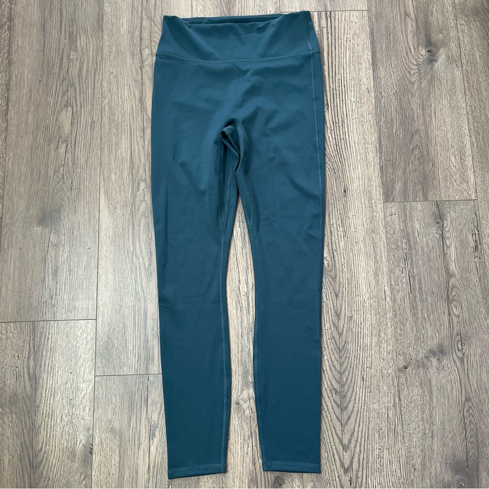 Fabletics Anywhere Motion365+ High-Waisted Legging in Blue Slate Sz M